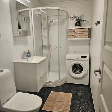 1 Bedroom Apt With Parking Kvaloya Exterior photo